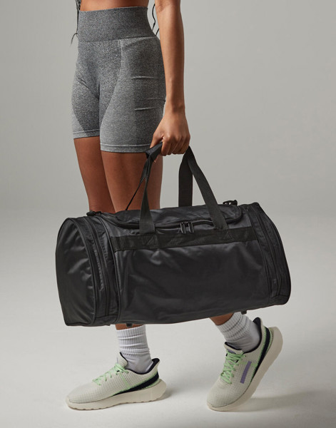 Sports Bag - Black / ONE SIZE