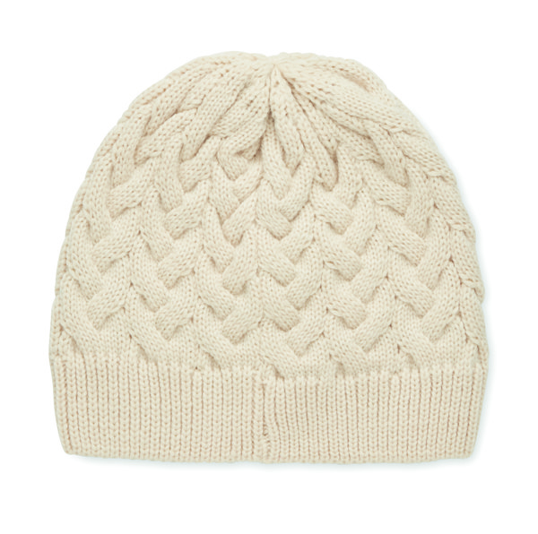 Cable knit beanie in RPET Katmai - Beige