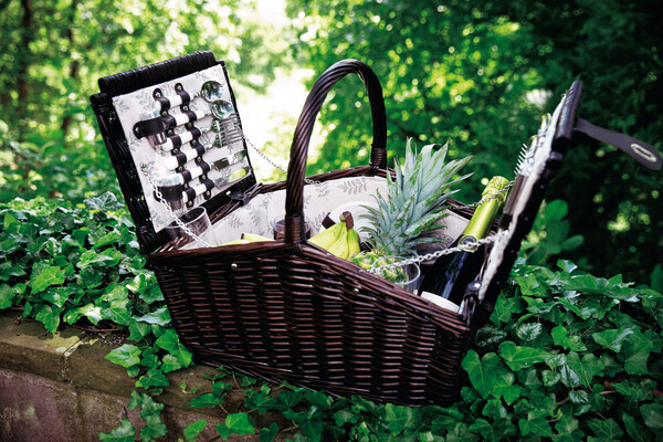 Wicker Picnic Basket Richmond Park