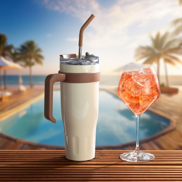 VS MADURAI Termohrnek XXL s brčkem