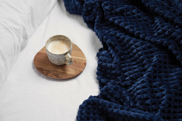 VINGA Couverture / plaid en rPET GRS Branson - Bleu Marine