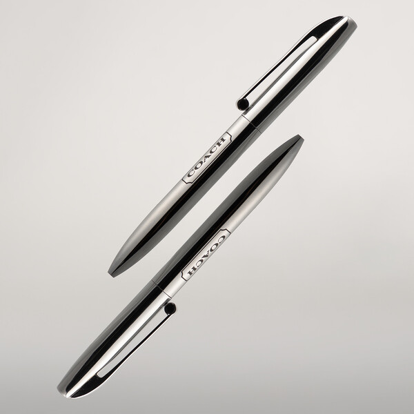 CLAW - BND75 - Stylo à bille torsadé en acier inoxydable recyclé