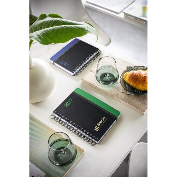 BRECHT A5. A5 diary in 100% recycled paper with a matte finish - Red