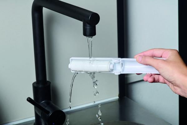 Reusable sticky roller cleaner Croll