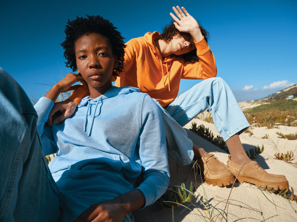 Lehká mikina s kapucí Iqoniq Rila z recykl. bavlny - Oranžová / S
