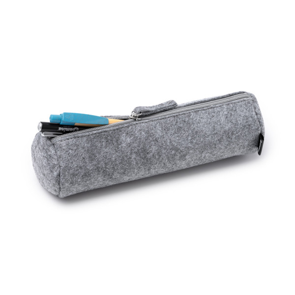 Personalised cylindrical pencil case made of recycled felt with zip closure
