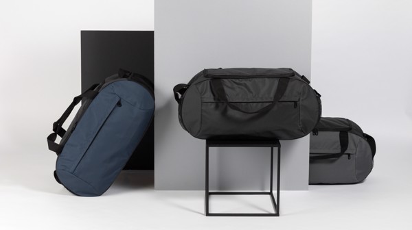 Sac de sport moderne en rPET Impact AWARE™ - Bleu Marine