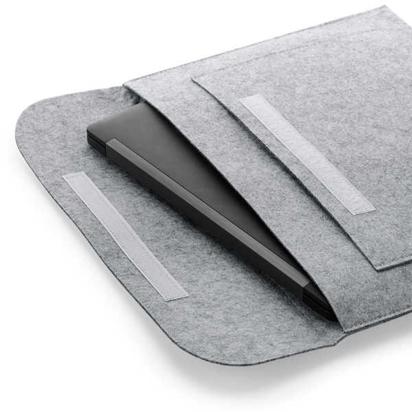 Felt Laptop / Document Slip - Soft White / ONE SIZE