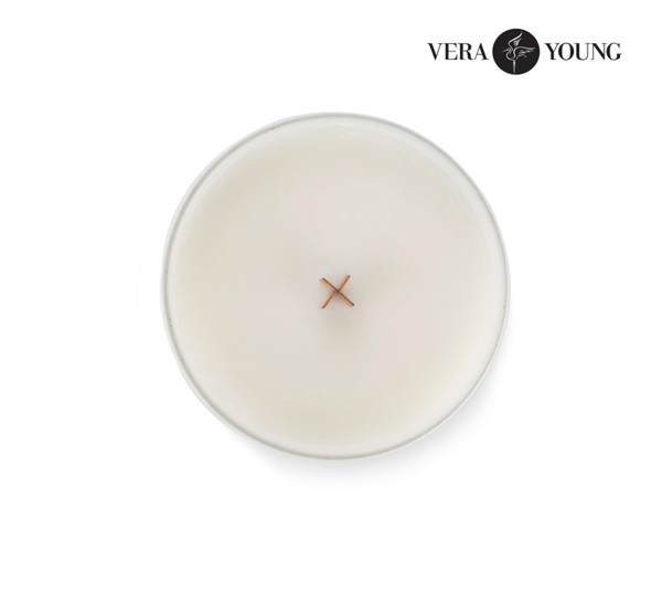 Soybean wax candle 220g - Library - VERA YOUNG