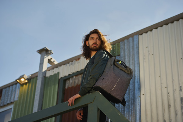 Xd Design backpack, anti-theft, cut-proof, 15.6”