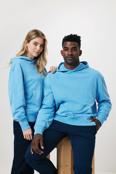 Mikina s kapucí Iqoniq Yoho relaxed fit z recykl. bavlny - Tranquil Blue / M
