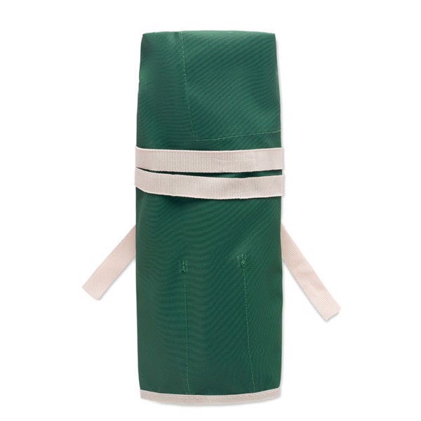 MB - Garden tools in apron Greenhands