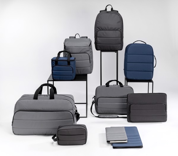 Xd Xclusive toiletry bag rPET 235x130x90 mm - Black