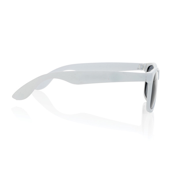 Lunettes de soleil en plastique PP recyclé RCS - Blanc