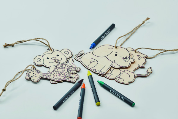 Wooden hangers set Thezoo