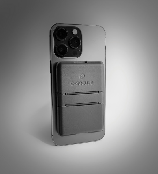 C-Secure MagSafe phone wallet