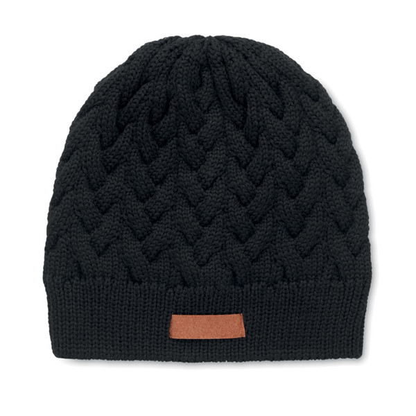 Cable knit beanie in RPET Katmai - Black