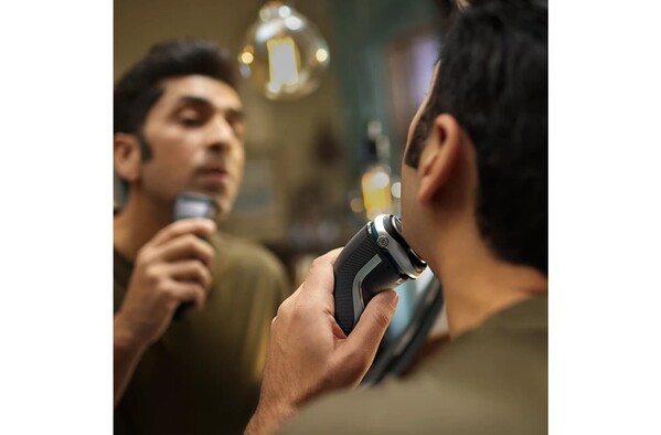 S3341|Philips wet and dry electric shaver - Black