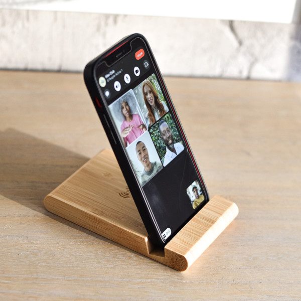 Houston Charger with stand function
