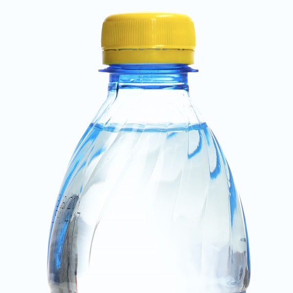 Hiilihapotettu sitruunavesi omalla logolla (500 ml)