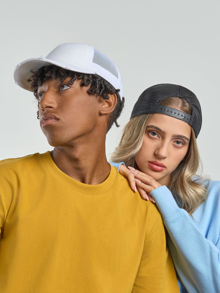 Rapper Destoyed - White White