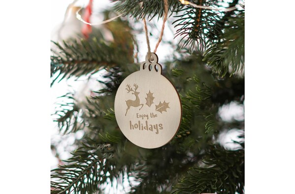 Ornement de Noël en bois en forme de boule