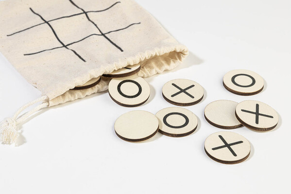 Tic-Tac-Toe Ticbag