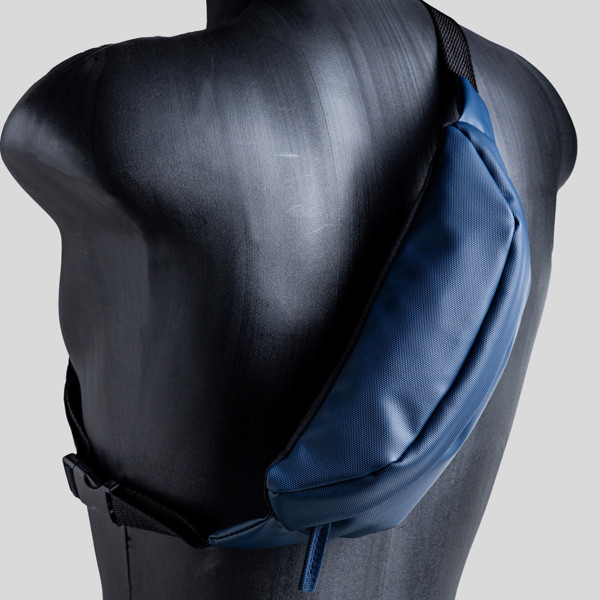 Bolsa de cintura em RPET 600D (plástico reciclado) - Azul-marinho 