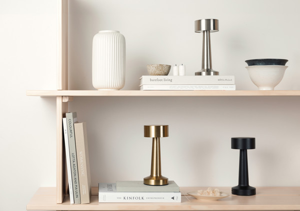 Vinga Maris table lamp, recycled ABS, USB-C - Silver Grey