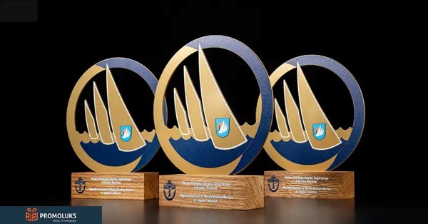 Trophies & Plakets - custom made