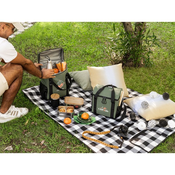 ROMA M. Polstrovaná termo taška z materiálu 600D rPET a ripstopu 11 L - Tmavě Zelená