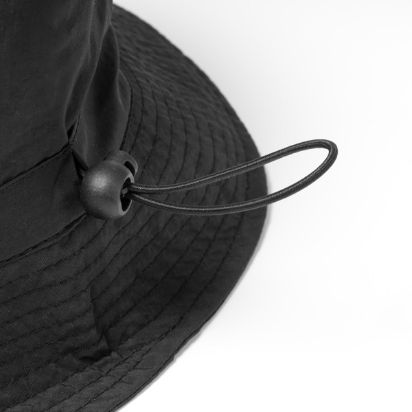 Bob Hat Ayora - White