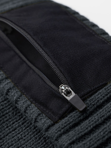 Zip Patch Beanie - Sand / Black