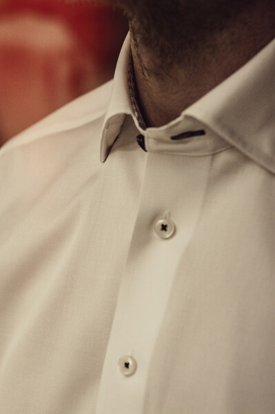 Red Bow 122 Regular Fit White S