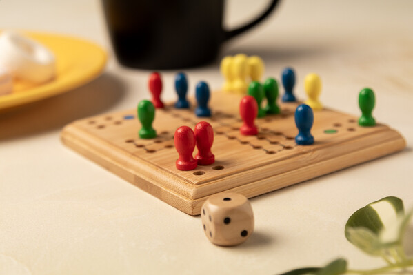 Jeu de petits chevaux Arcus