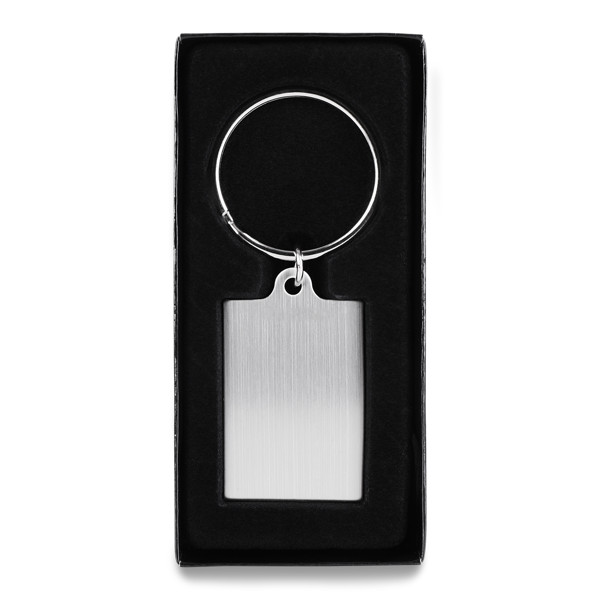 Visible metal keyring