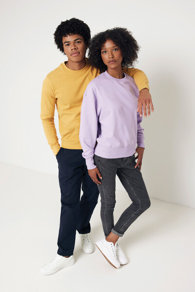 Iqoniq Zion Rundhals-Sweater aus recycelter Baumwolle - Ochre Yellow / XS