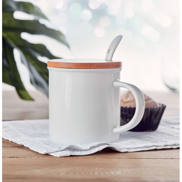 MB - Porcelain mug with spoon Kenya