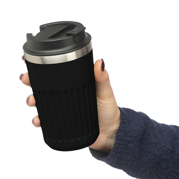 Cestovný hrnček z recyklovanej nehrdzavejúcej ocele (400 ml) Chiara - Čierna