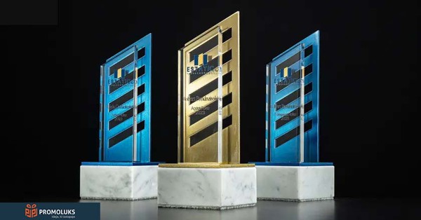 Trophies & Plakets - custom made