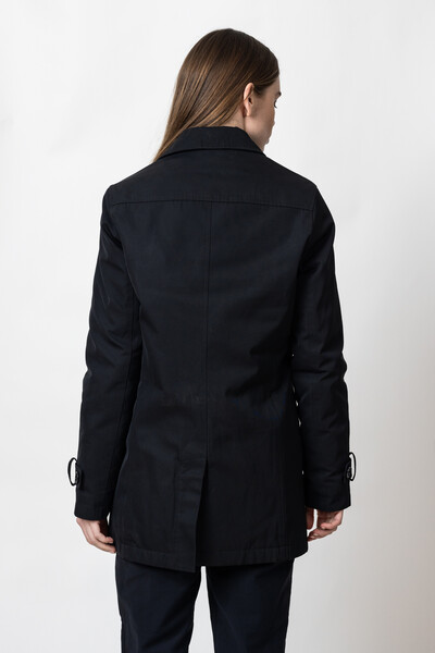The Carcoat Woman Black XL