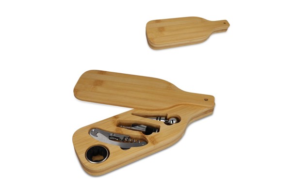 Wine set in bamboo box