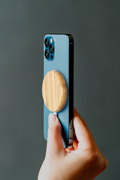 Magnetic Wireless Charger Comis