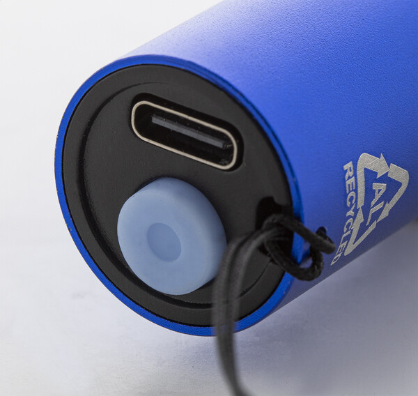 Lampe de poche rechargeable en aluminium recyclé Chargelight Tone - Bleu