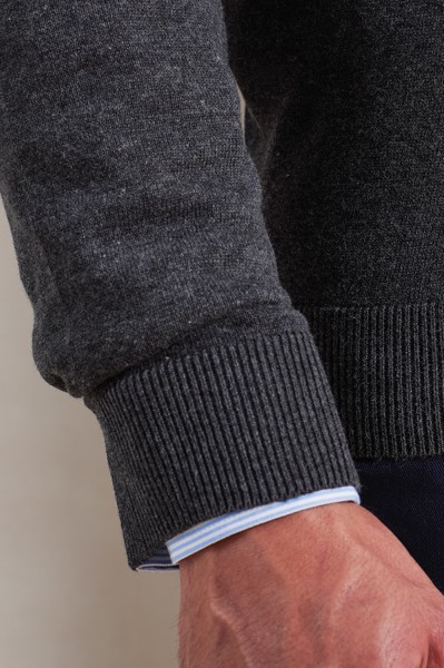 Men's Knitted V-Neck Sweater - Bottle / 2XL