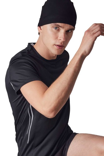 Sporty Fitted Beanie - Black
