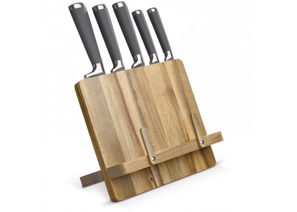 Cooking book standard with 5 knives