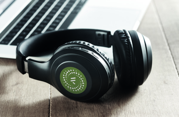 wireless headphone Cleveland