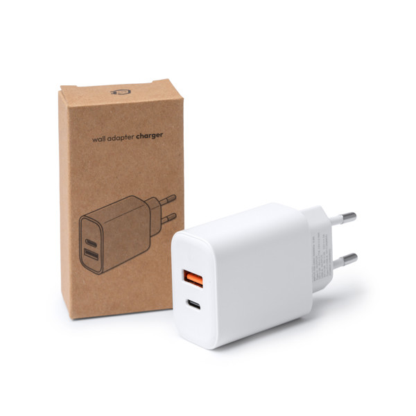 Personalised 2-in-1 travel adapter in recycled ABS with 25W fast charging