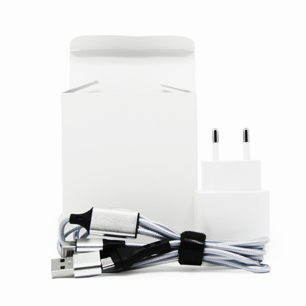 HAKO - KIT ESSENTIEL PRISE + CÂBLE BLANC